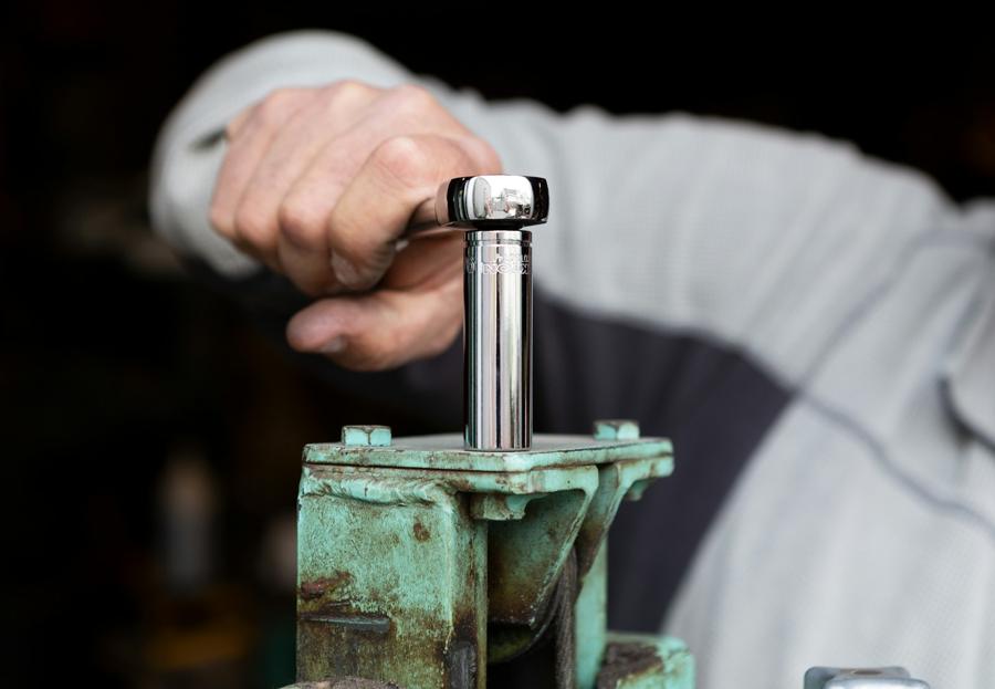 Dépannage d’une pièce mécanique grippée à la clé